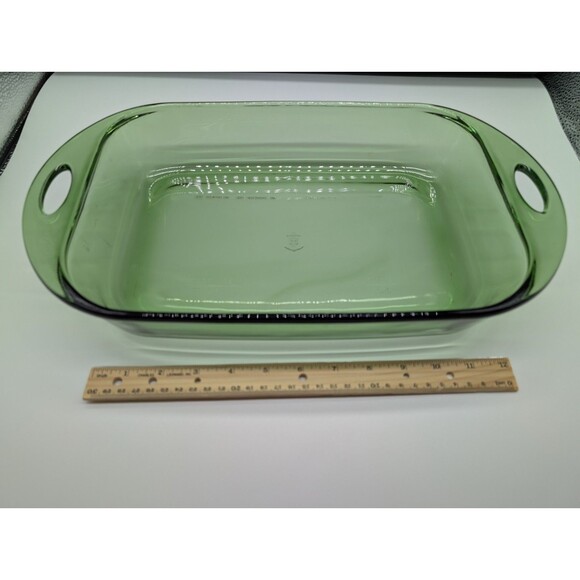 Vintage Anchor Hocking Green Glass 9x13 3Qt. Casserole Dish (US 14) EUC - Picture 2 of 5